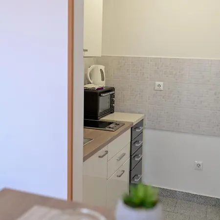 Apartman Ajduk With Parking And Terrace * Zadar