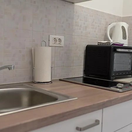 Appartement Apartman Ajduk With Parking And Terrace